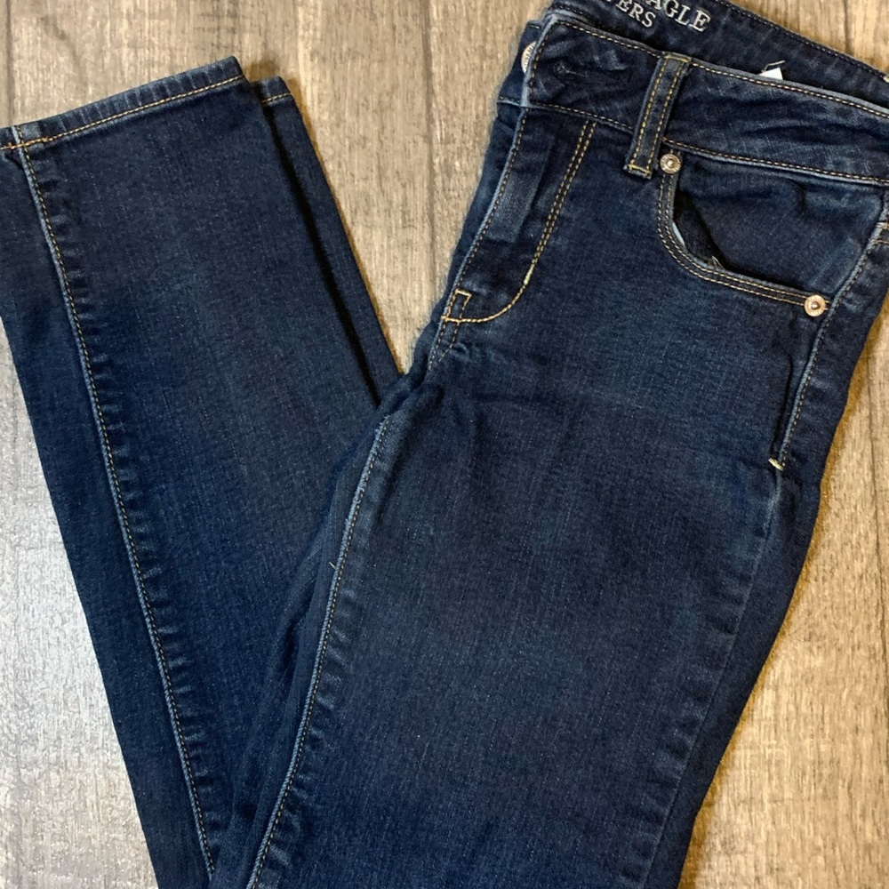 American Eagle Outfitters sz 2 Skinny Super Stretch